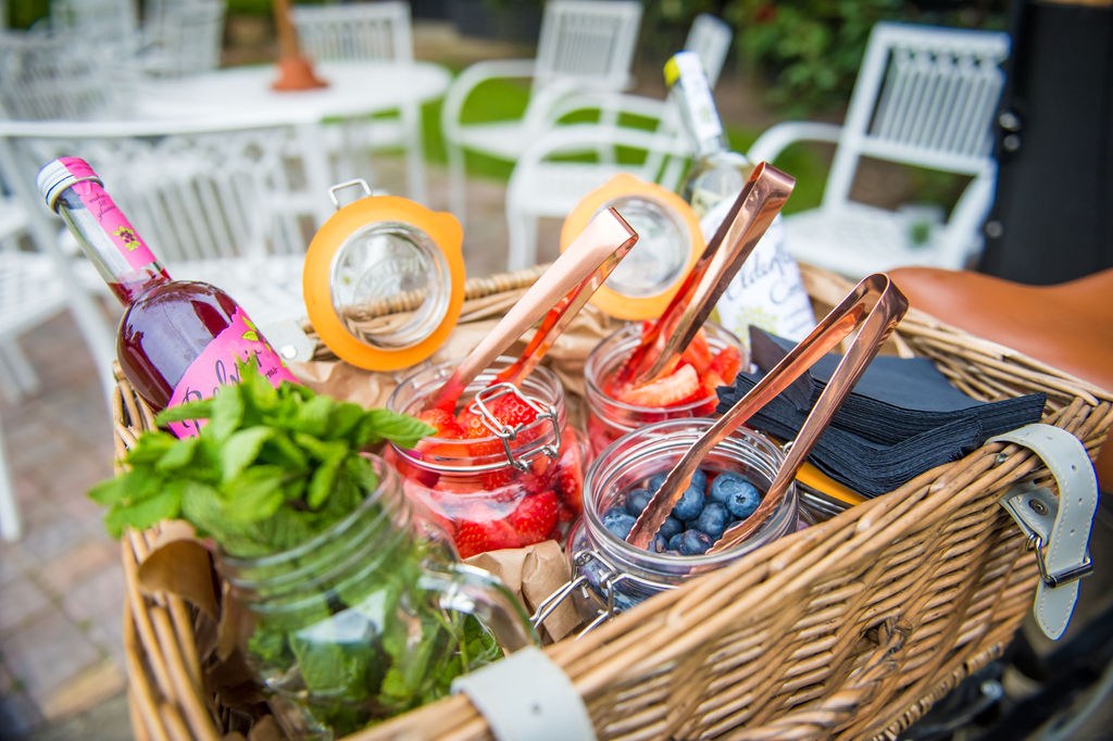 Fruit and colourful straws arranged for Pimp Your Prosecco