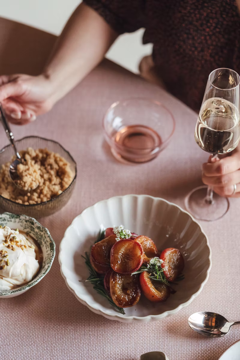 Build your own Peach Melba