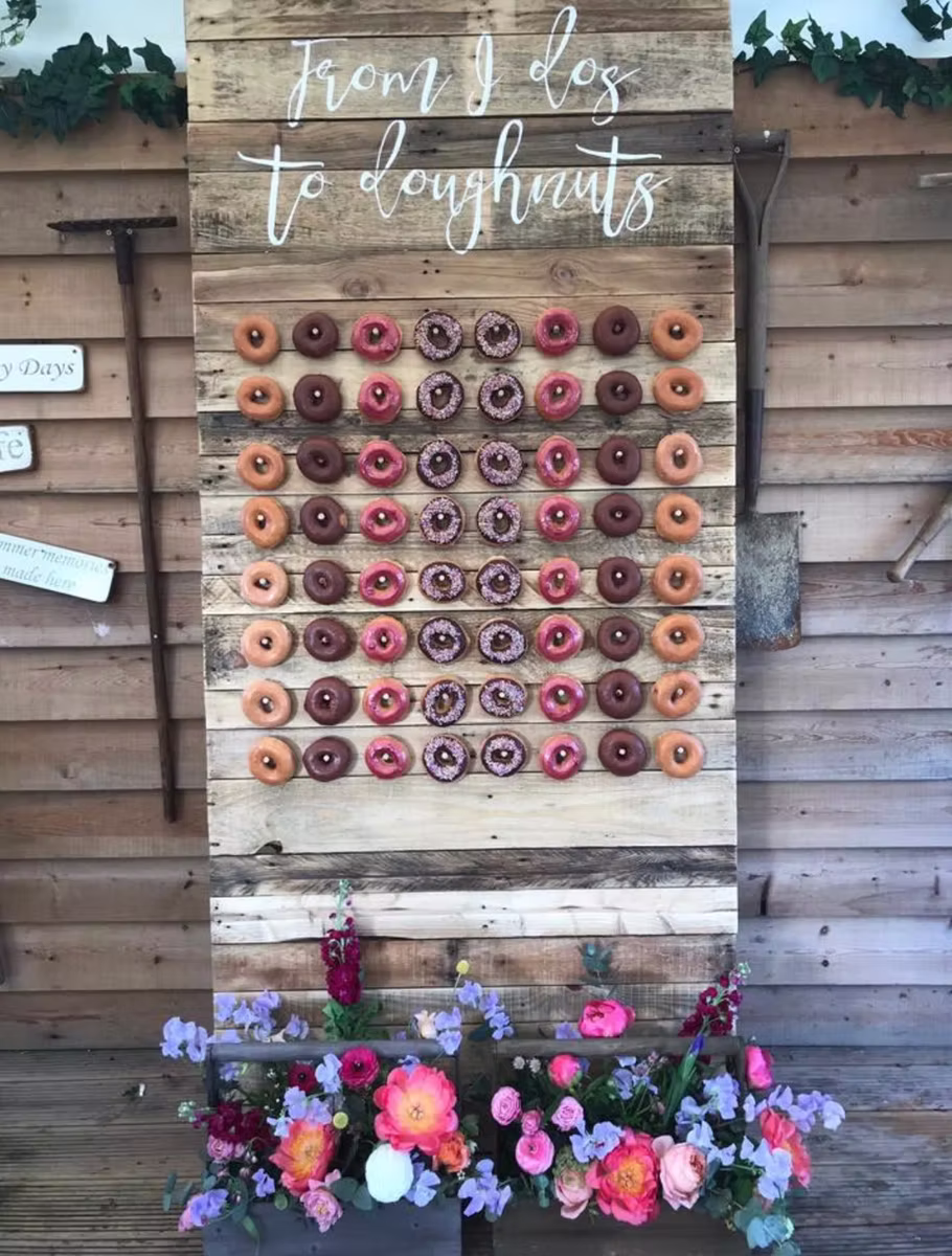 Doughnut Wall at Marleybrook House
